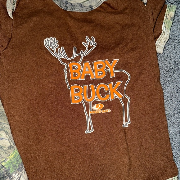 Mossy Oak Graphic Print Onesie Pack of 2 - Picture 3 of 4